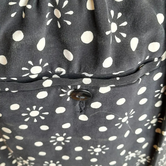 Vintage Liz Claiborne Collection Silk Shorts - Picture 4 of 7